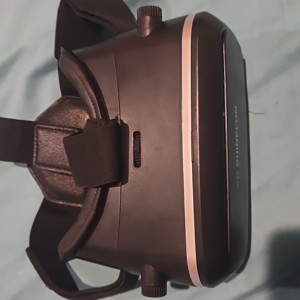 Black Shinecon Virtual Reality Headset - Picture 7 of 9